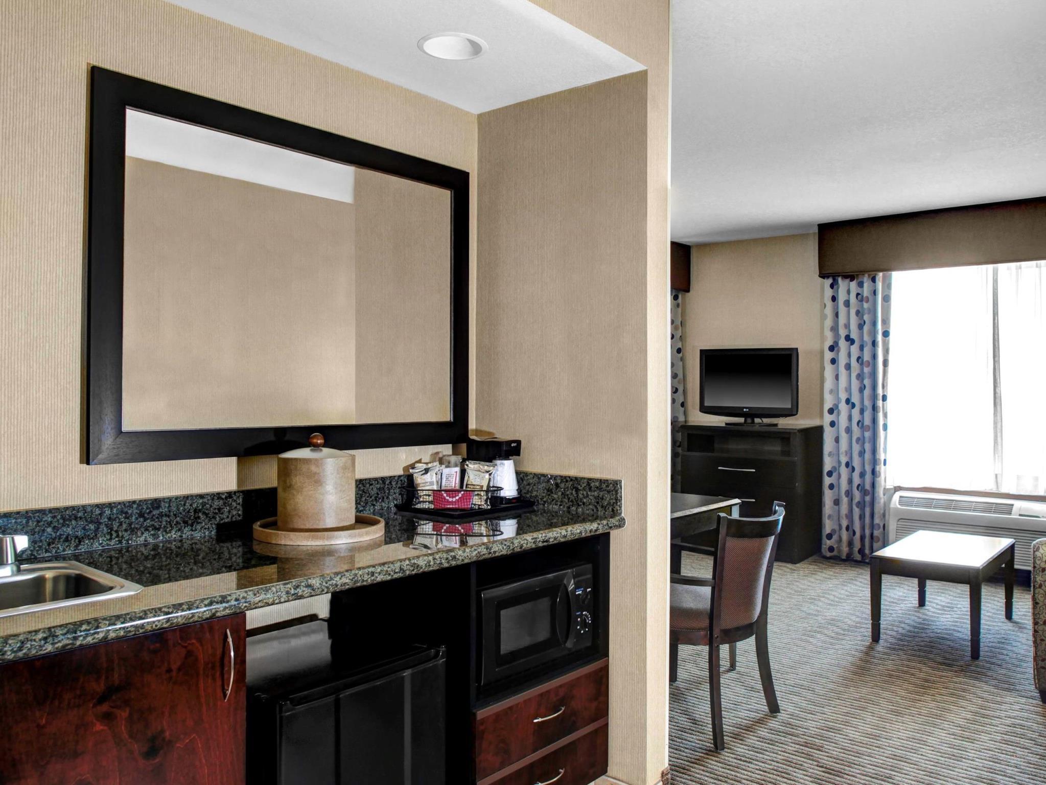 Hampton Inn And Suites Bakersfield / Highway 58 Buitenkant foto