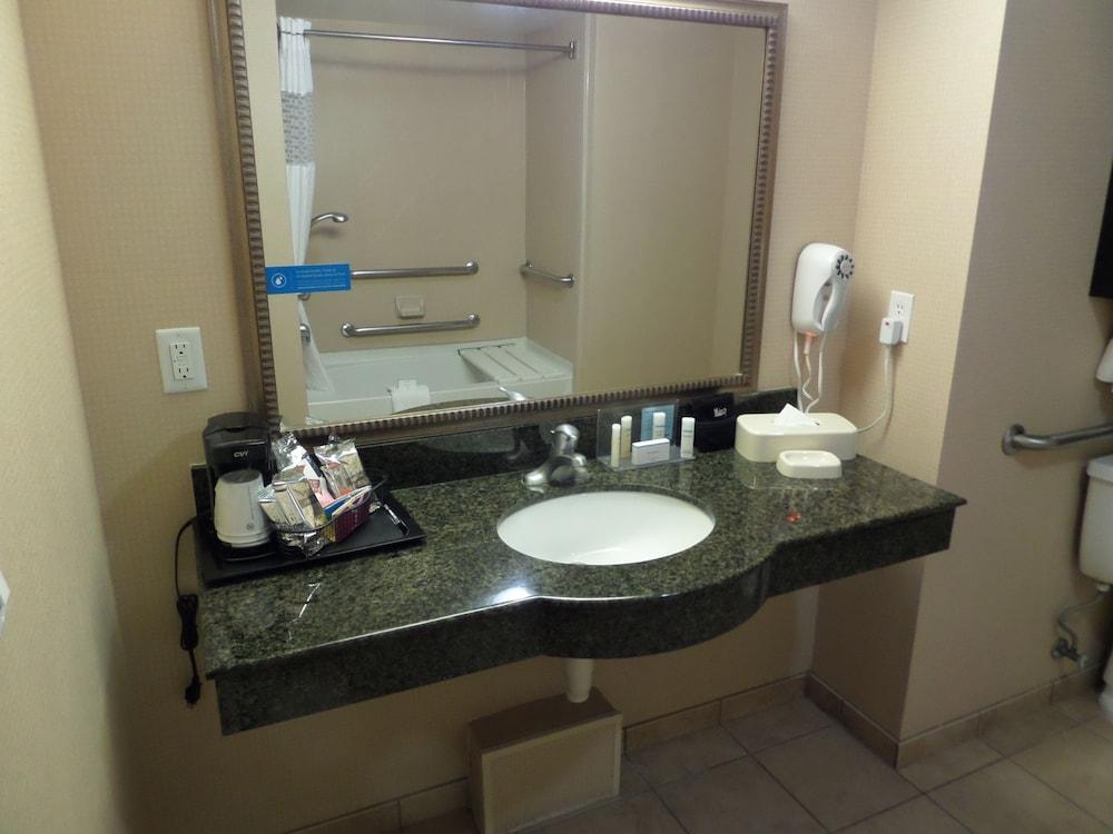 Hampton Inn And Suites Bakersfield / Highway 58 Buitenkant foto