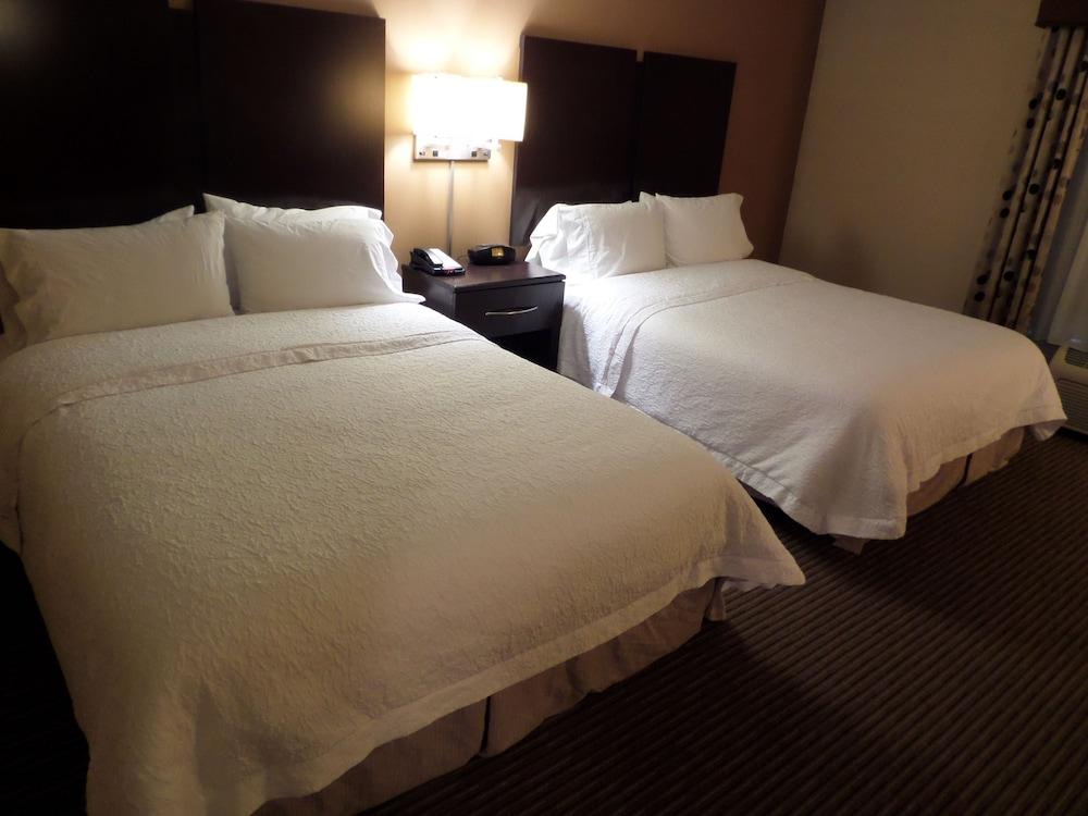 Hampton Inn And Suites Bakersfield / Highway 58 Buitenkant foto