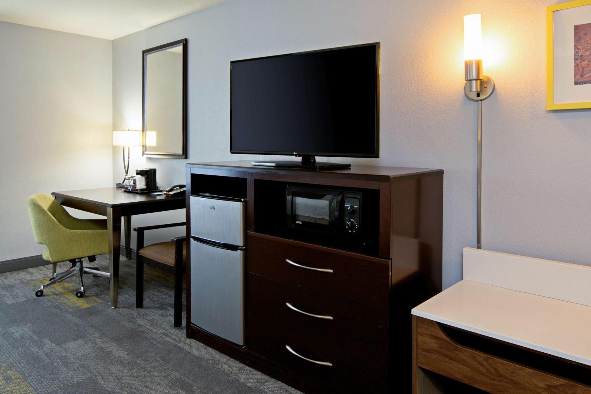 Hampton Inn And Suites Bakersfield / Highway 58 Buitenkant foto