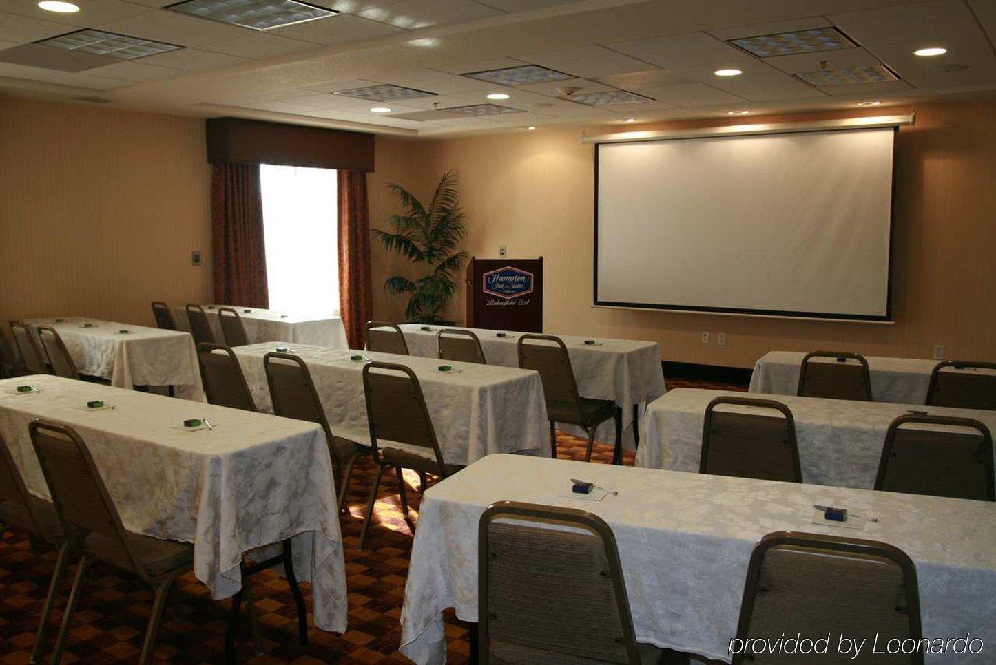 Hampton Inn And Suites Bakersfield / Highway 58 Buitenkant foto